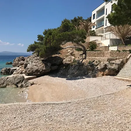 Mira Apartman Mimice