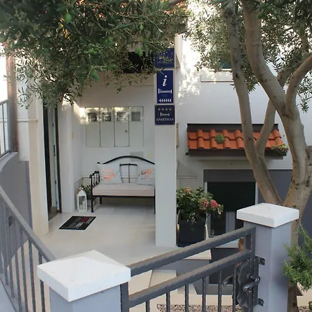 Apartman Mira Mimice