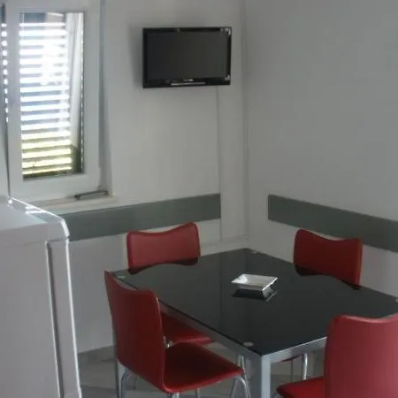 Apartman Mira